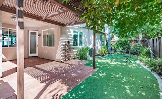 1734 Glen Oban Ln, Clovis, CA 93619 - fenced backyard featuring a pergola and a patio