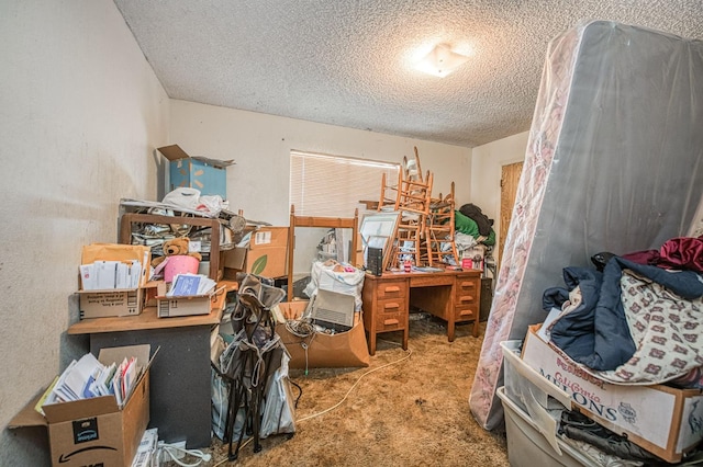 7815 N Sanders Ave, Clovis, CA 93619 - carpeted office with a textured ceiling