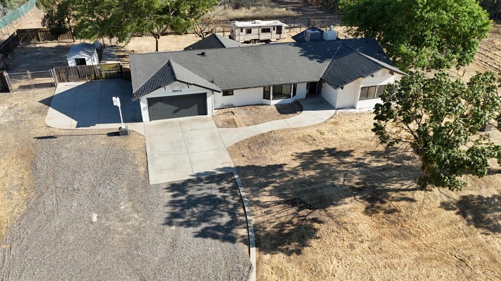 36912 Franklin Ave, Madera, CA 93638 - photo 1