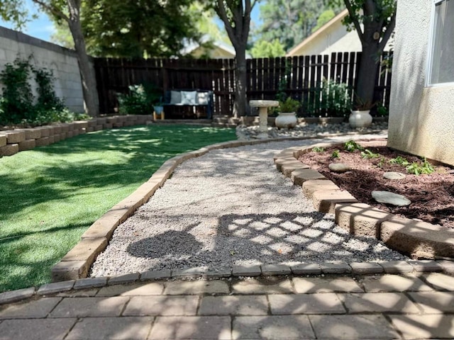 10223 N Price Ave, Fresno, CA 93730 - view of yard