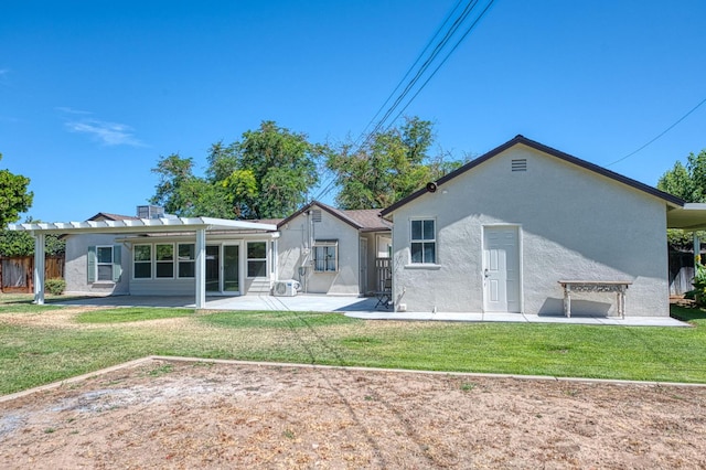 927 W Pico Ave, Fresno, CA 93705 - back of house with stucco siding, a patio area, and a pergola