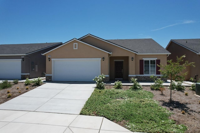 1205 E Orange St, Avenal, CA 93204 - photo 1