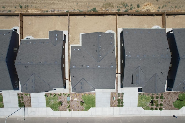 1128 E Orange St, Avenal, CA 93204 - photo 5