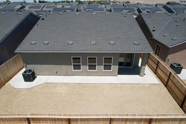 913 Grangeville Ave, Avenal, CA 93204 - photo 5