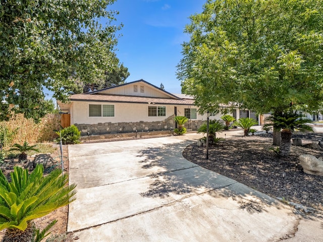 5533 E Holland Ave, Fresno, CA 93727 - photo 3