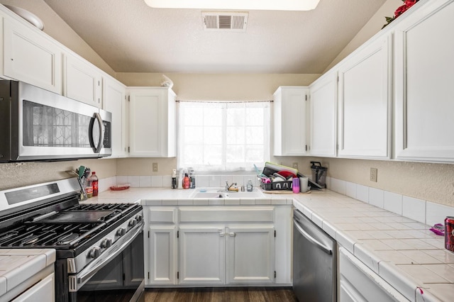 473 Lemonwood Ave, Tulare, CA 93274 - photo 8