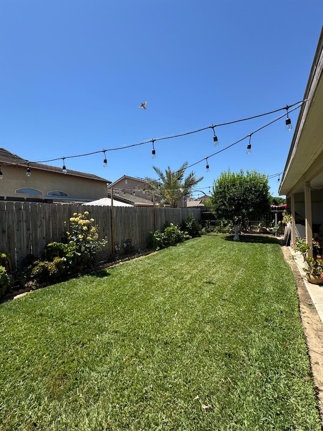 605 W Russell Ave, Visalia, CA 93277 - view of fenced backyard