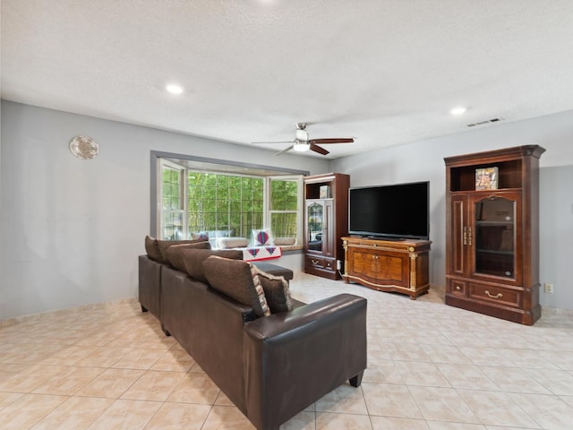 10472 Rolling Hills Dr, Madera, CA 93636 - photo 14