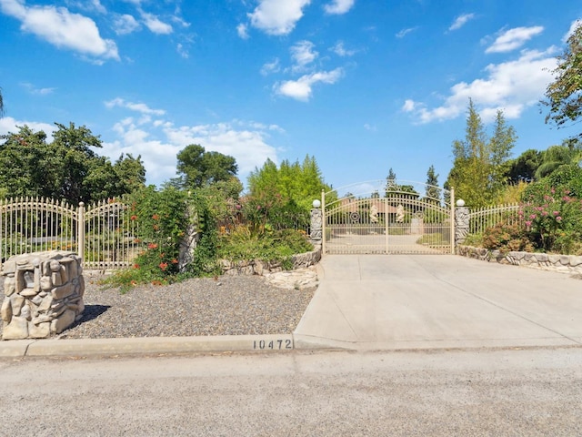 10472 Rolling Hills Dr, Madera, CA 93636 - photo 8