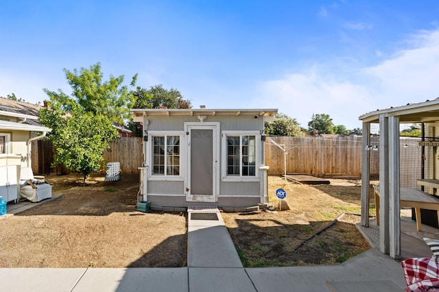 242 Hamlet St, Lemoore, CA 93245 - view of outbuilding with a fenced backyard