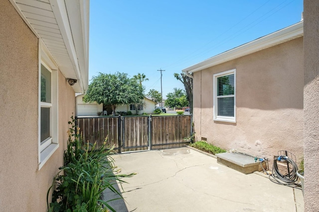 920 W 6th St, Madera, CA 93637 - view of patio
