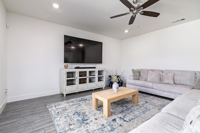 165 Timberline Way S, Madera, CA 93636 - living area featuring wood finished floors, recessed lighting, and ceiling fan
