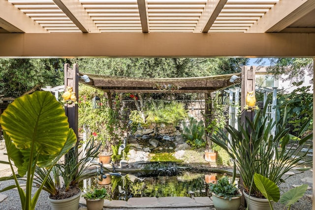 3624 N Jackie, Visalia, CA 93291 - balcony featuring a pergola
