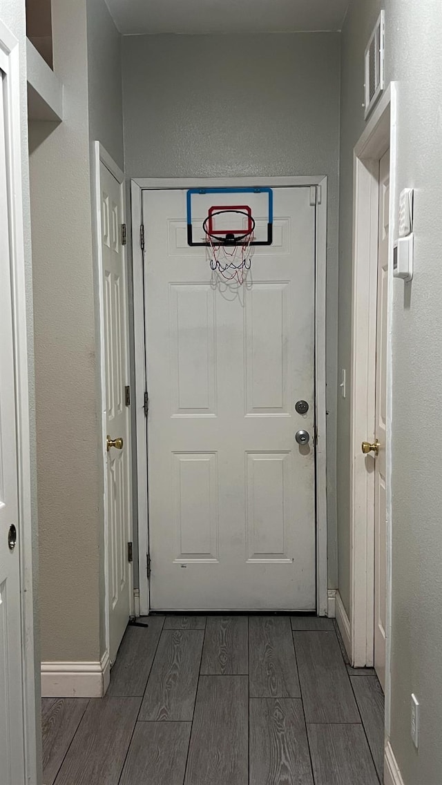 2434 Cherrywood Ct, Hanford, CA 93230 - entryway with wood finished floors and baseboards