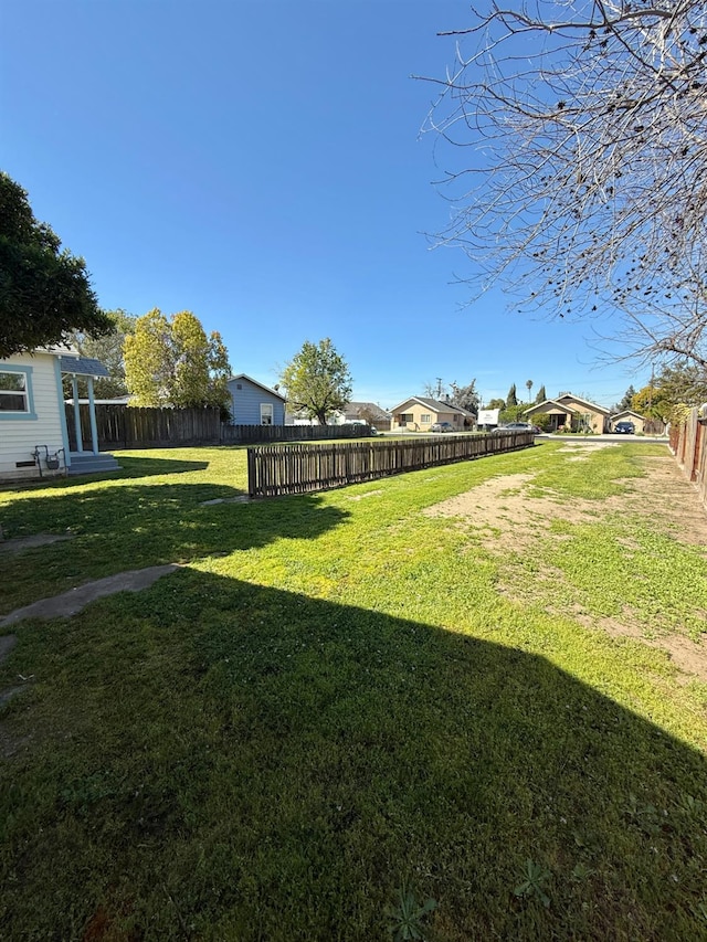 2824 C St, Selma, CA 93662 - view of fenced backyard