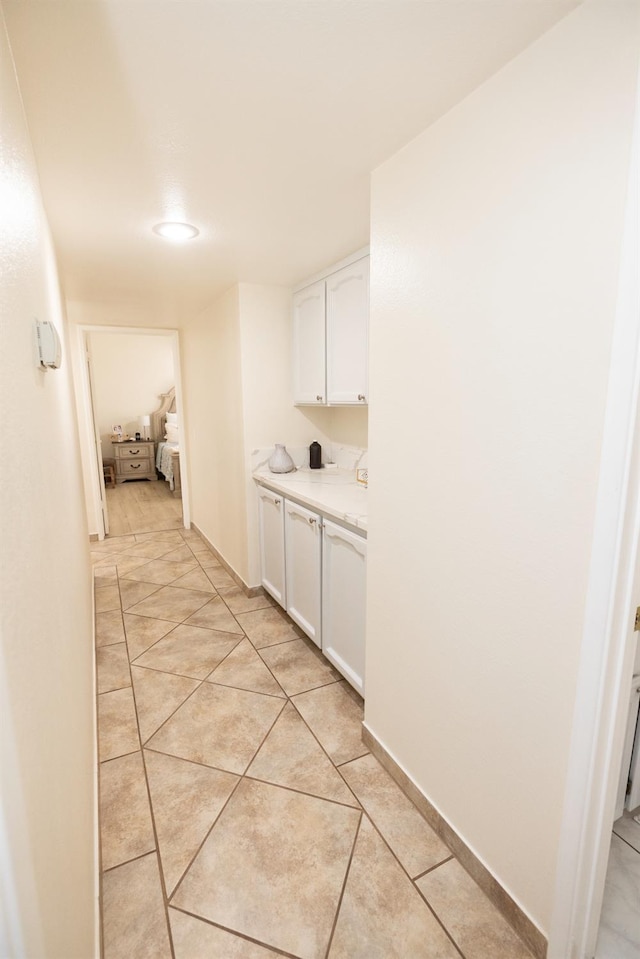 5263 W Griffith Way, Fresno, CA 93722 - view of hall