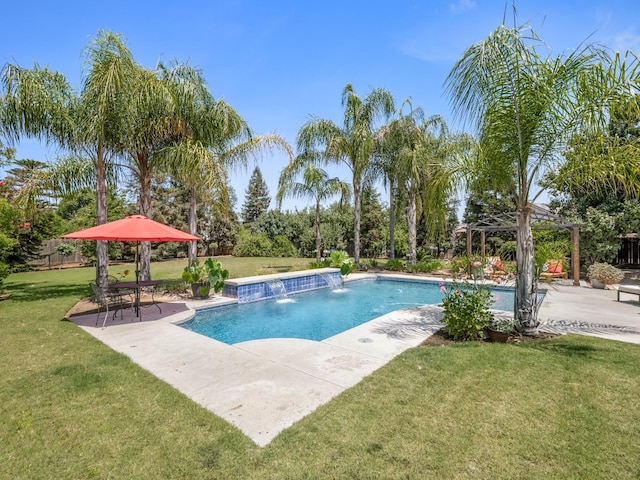 180 N Anderson Ave, Clovis, CA 93612 - outdoor pool featuring a gazebo and a patio area