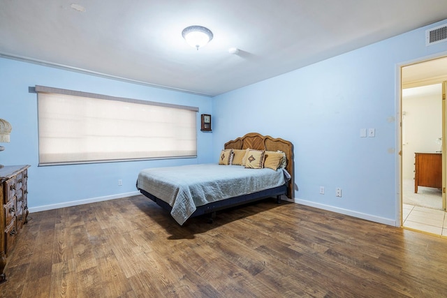 1216 E Pico Ave, Fresno, CA 93704 - bedroom with wood finished floors