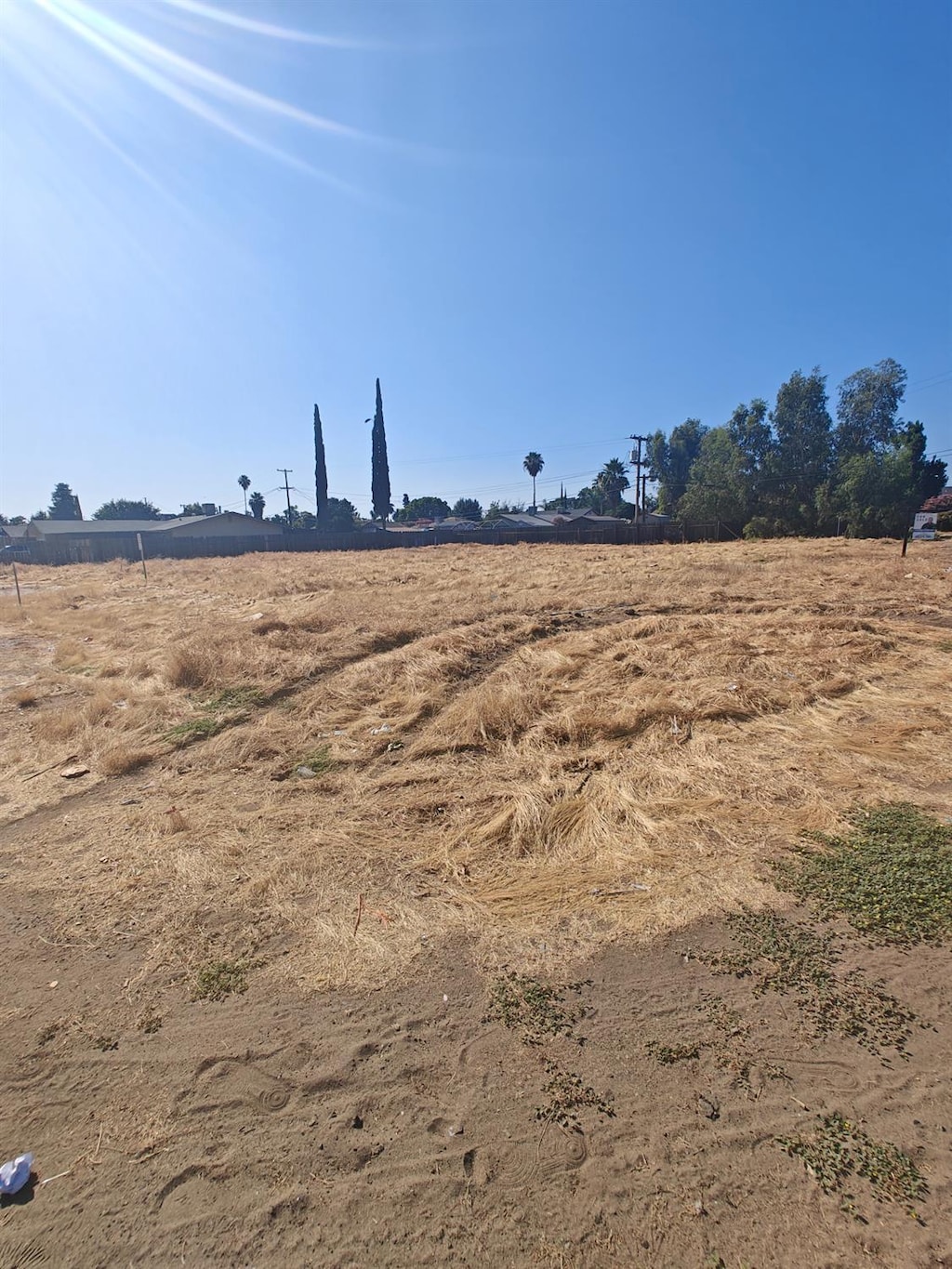 155 S Willow Ave, Fresno, CA 93727