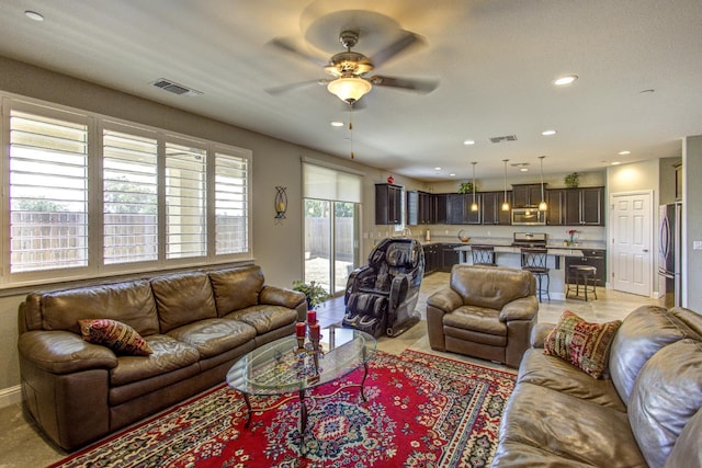 2286 N Janice Ave, Fresno, CA 93737 - living area featuring a ceiling fan and recessed lighting