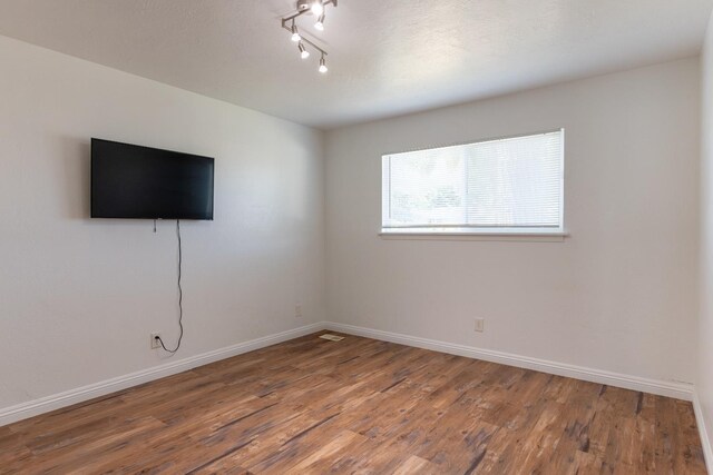 2922 E Gettysburg Ave, Fresno, CA 93726 - photo 36