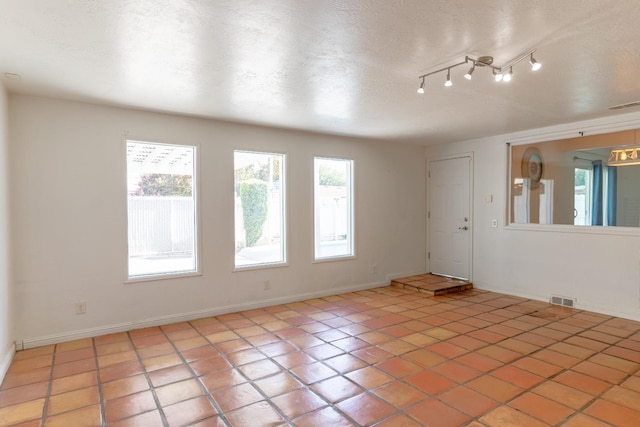 2922 E Gettysburg Ave, Fresno, CA 93726 - photo 26