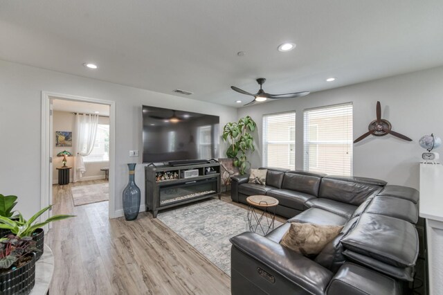 3562 Luminary Way, Clovis, CA 93619 - living area with ceiling fan, light wood-type flooring, and recessed lighting