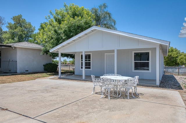 5578 E Perrin Rd, Clovis, CA 93619 - view of patio / terrace
