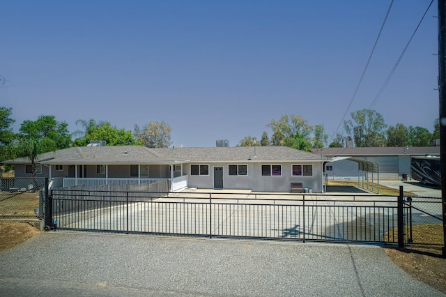 5578 E Perrin Rd, Clovis, CA 93619 - single story home with stucco siding, a gate, and driveway