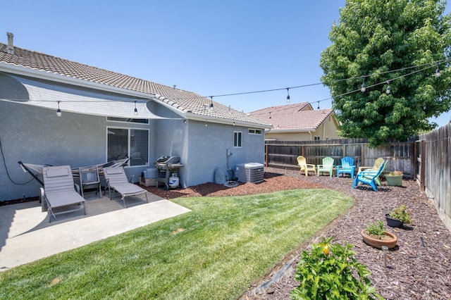 1760 E Ticonderoga Dr, Fresno, CA 93720 - fenced backyard featuring a patio area