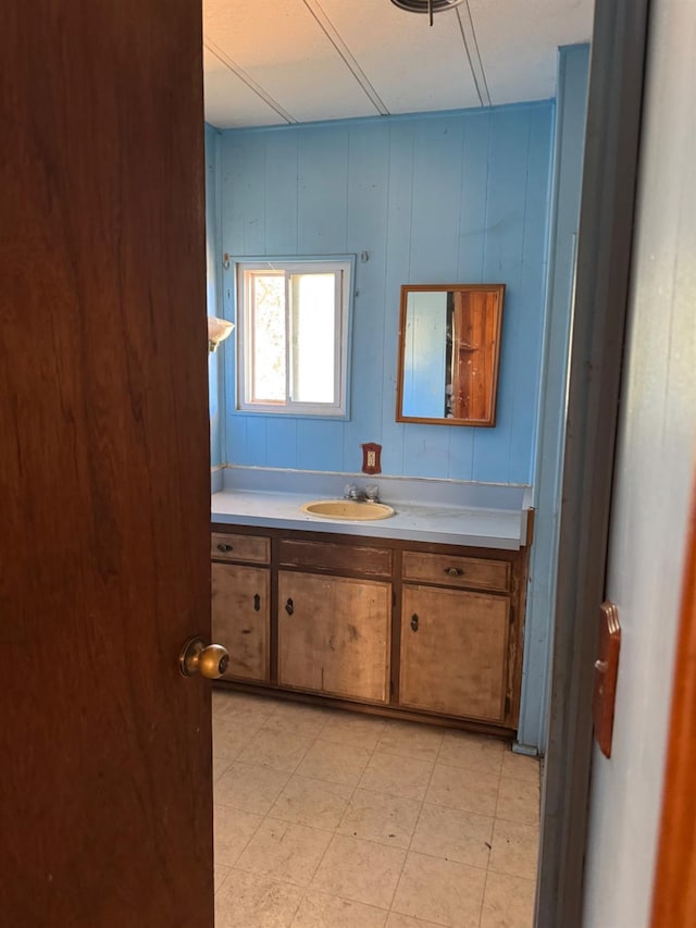 50481 Sundew Rd, Yokuts Valley, CA 93675 - bathroom featuring vanity