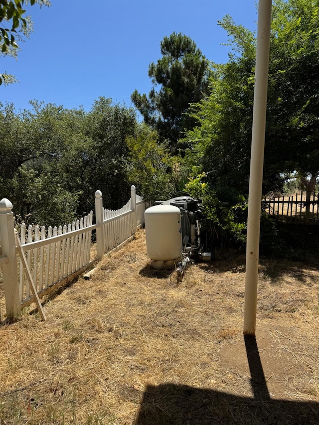 50481 Sundew Rd, Yokuts Valley, CA 93675 - view of yard