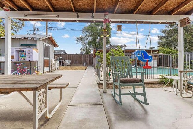 642 N Manor St, Tulare, CA 93274 - photo 21