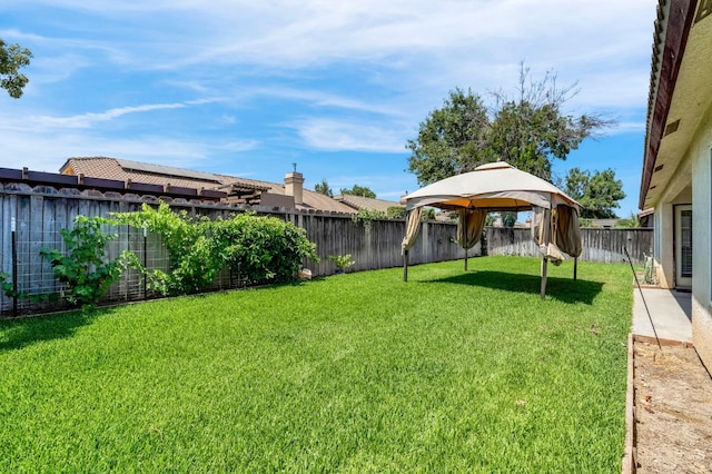 3742 Via Capitola, Madera, CA 93637 - fenced backyard with a gazebo