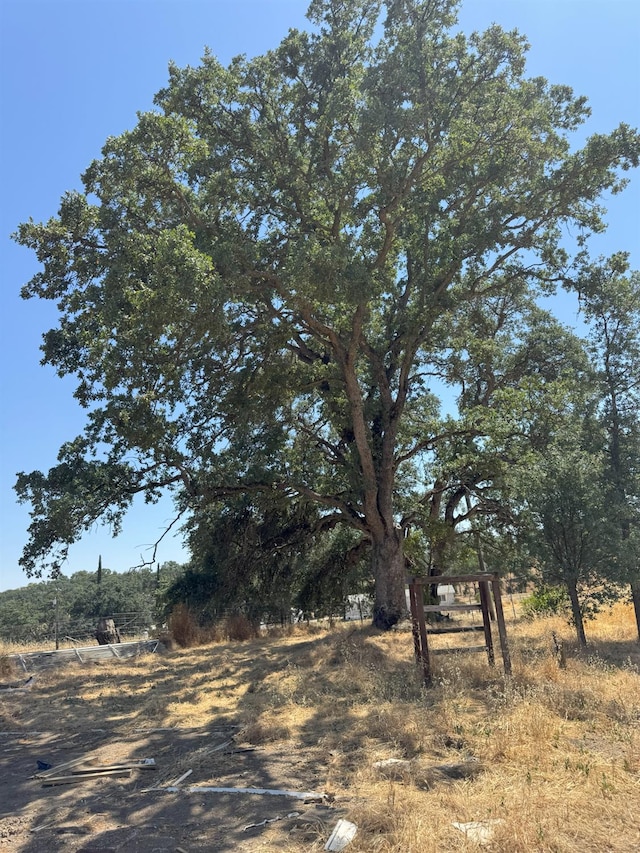 30518 George Smith Rd, Yokuts Valley, CA 93675 - photo 2