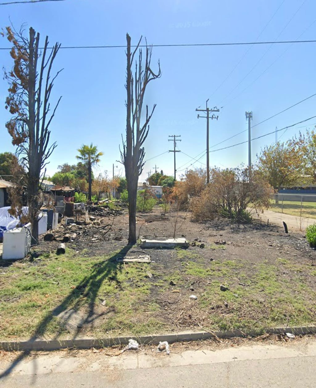 22310 S 6th St, Dos Palos, CA 93665