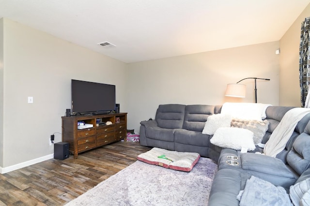 9544 N Whitehouse Dr, Fresno, CA 93720 - living area featuring dark wood-type flooring and baseboards