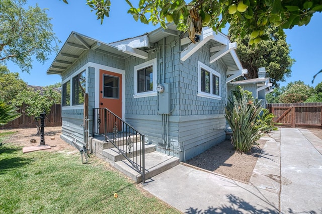 730 E Yale Ave, Fresno, CA 93704 - view of front of home