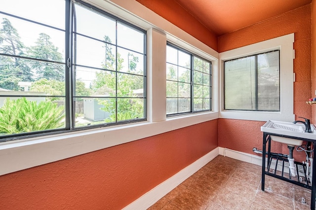730 E Yale Ave, Fresno, CA 93704 - view of unfurnished sunroom