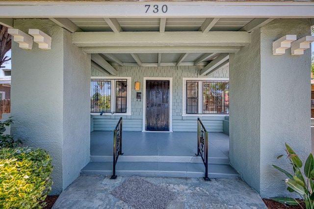 730 E Yale Ave, Fresno, CA 93704 - property entrance with a porch