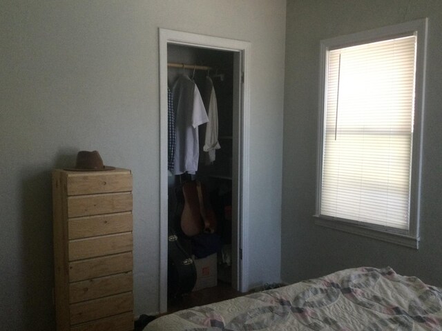 411 E Fountain Way, Fresno, CA 93704 - bedroom featuring a closet and a spacious closet