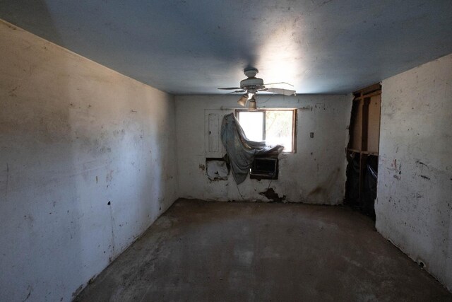 1603 Faller Ave, Sanger, CA 93657 - unfurnished room with a ceiling fan and unfinished concrete floors