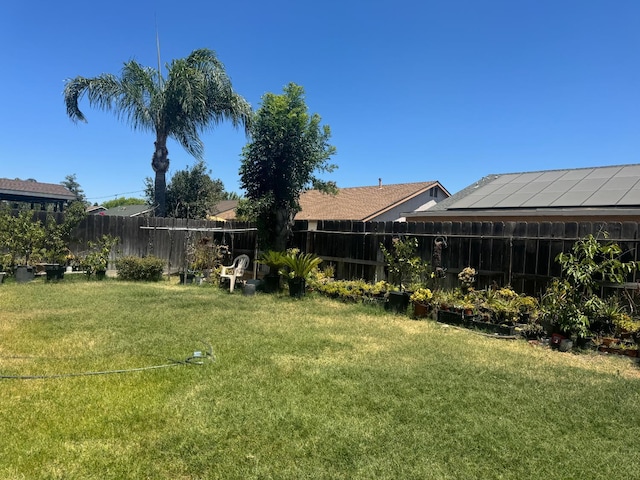 2260 N Hanover Ave, Fresno, CA 93722 - view of fenced backyard