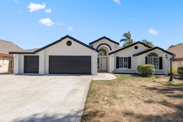 417 W Ash Ave, Hanford, CA 93230 - photo 1
