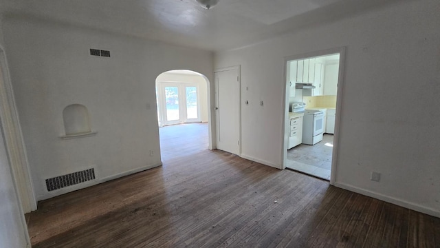 4546 E Nevada Ave, Fresno, CA 93702 - photo 10