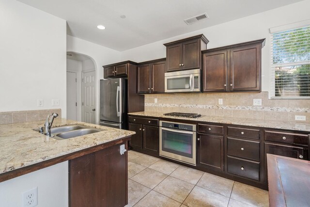 7050 N Oratorio Dr, Fresno, CA 93711 - photo 9