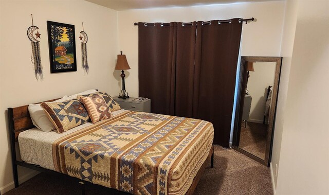 40885 Elliott Dr, Oakhurst, CA 93644 - carpeted bedroom with baseboards