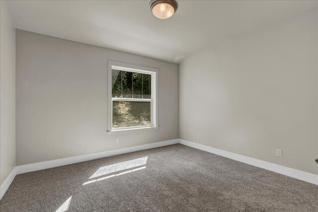 46453 Opah Dr, Ahwahnee, CA 93601 - carpeted empty room with baseboards