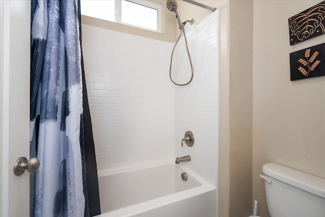 602 Pinnacle Dr W, Madera, CA 93636 - full bathroom with shower / bath combination with curtain and toilet