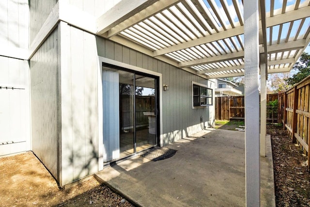 4727 E Alamos Unit 118, Fresno, CA 93726 - fenced backyard featuring a patio and a pergola